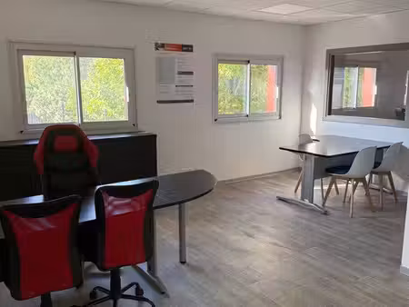 loue bureau équipe 25 m2 sécurisé clim