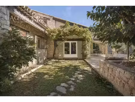 maison familiale de charme 253 m² entièrement rénovée avec f