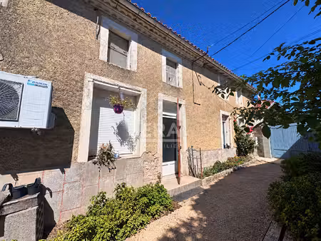 maison à vendre à anglade - 4 pièces  128m²