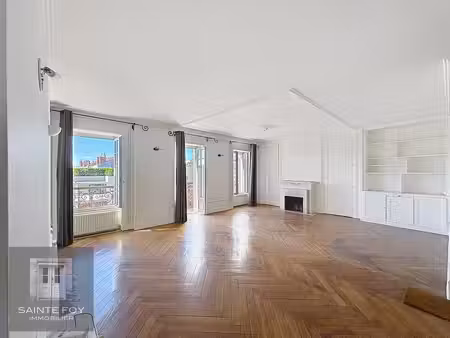appartement - 105 74 m2 - 3 ch