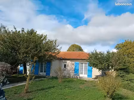 maison 124m2 avec piscine 4 chambres terrain clôturé