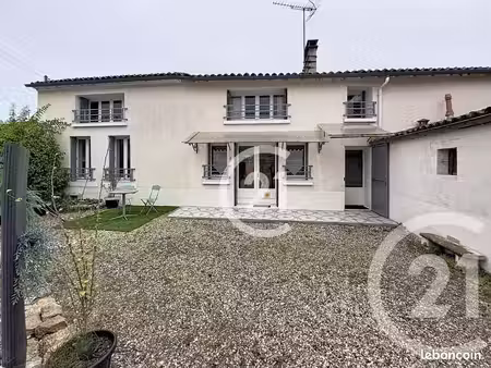 maison de village 5 pièces 149 m²