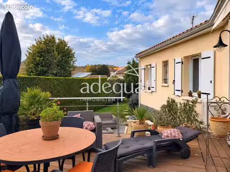 maison de plain-pied à champniers – 4 chambres  terrasse et jardin