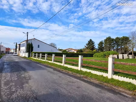terrain constructible 770m²
