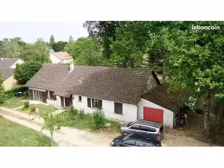 terrain constructible arboré au calme – vue forêt d’allogny – sans vis-à-vis