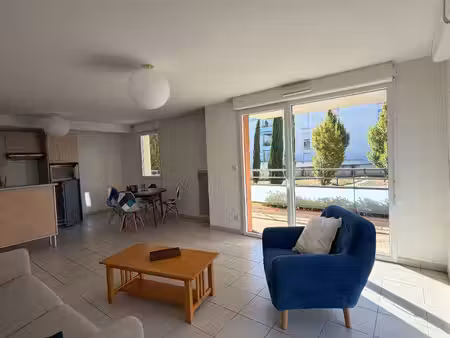 location appartement 3 pièces  66.81m²  castanet