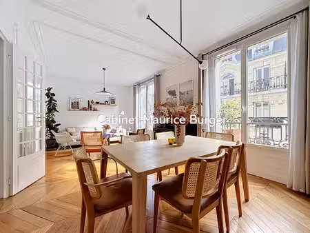 deux-pièces de 54 m2 double séjour lumineux et charme de l