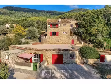 maison de caractère en pleine nature à le beausset - 306 m2 - 1195000 €