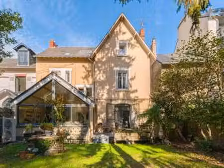 vente maison à nantes centre ville (44000) : à vendre / 195m² nantes centre ville