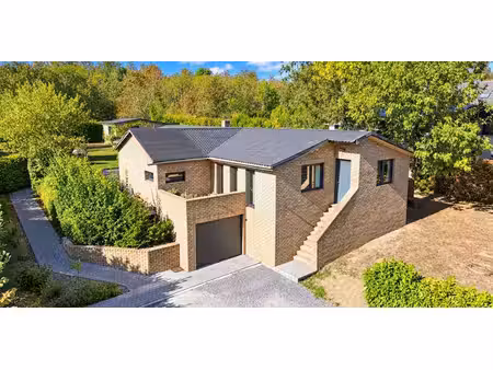 maison à vendre à hogne pour € 399.000 avec 4 chambres à coucher
