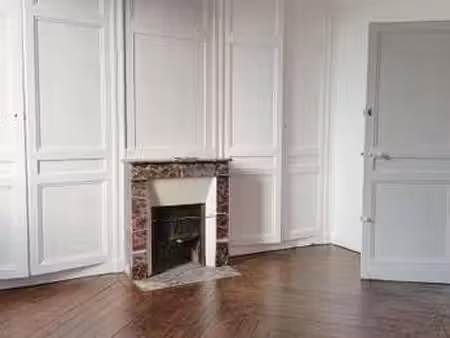 location appartement 4 pièces à livarot-pays-d'auge (14140) : à louer 4 pièces / 75m² liva