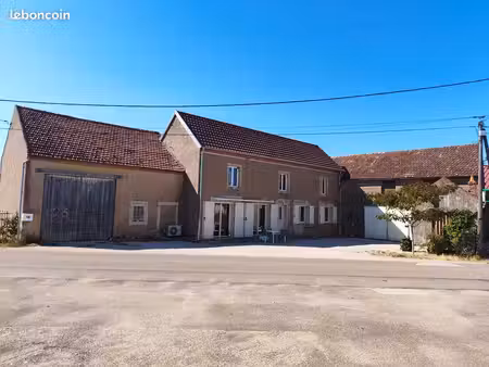 maison auxonne