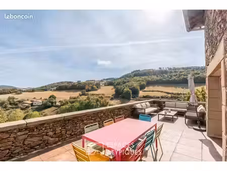 maison 4 pièces 358 m²
