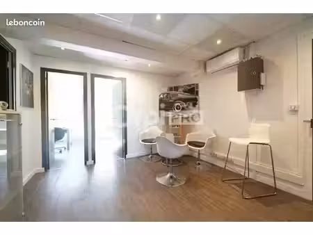 bureau 20 m²