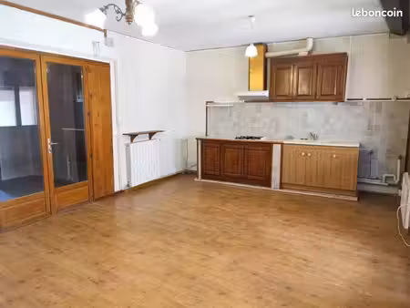 appartement t2 de 50m² à rénover