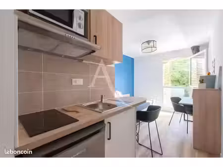 studio 1 pièce 19 m²
