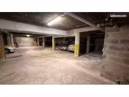 location place de parking rue raffet paris 16
