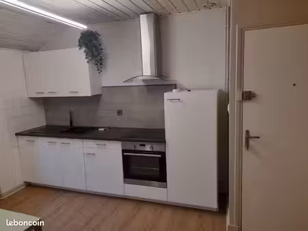 beau f2 rénové 38 m² + garage 20 m² - chamalières - très lumineux
