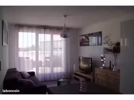 t2 meublé 37m² + terrasse 20m² marais tasdon