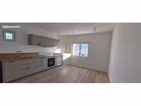 location appartement meublé avec jardinet