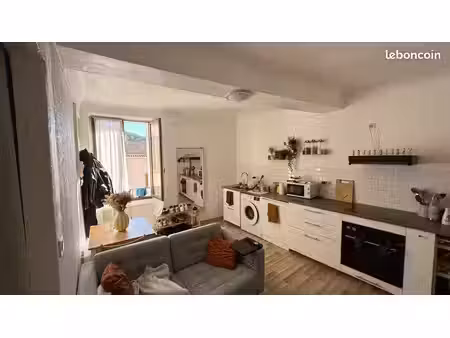 à vendre – studio 27 m² à solliès-toucas
