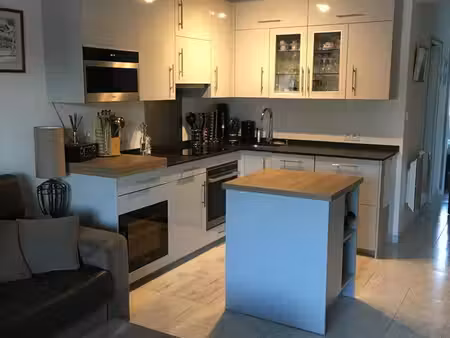 appartement t2 avec balcon et parking privatif (urrugne - kéchiloa)