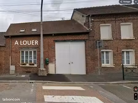 maison t4 de 77 m² avec jardin et cave à therdonne - 760 /mois