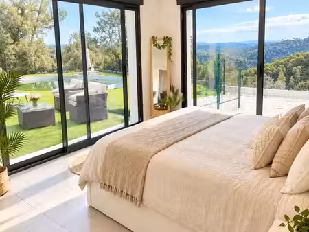 maison avec piscine  vue panoramique