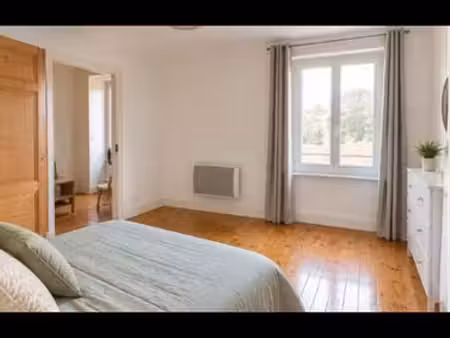 t2 meublé 43 m² – annonay – 460 cc