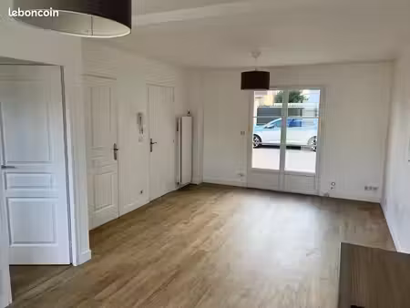 appartement deux pièces avec terrasse