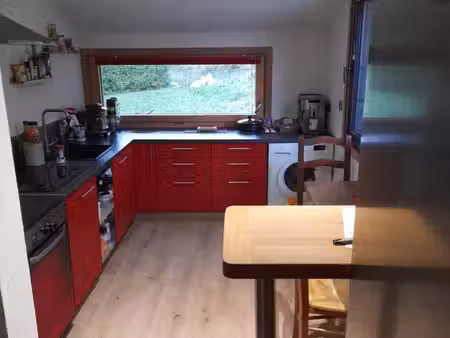 location appartement 45 m² à plain-pied terrasse jardin et parking
