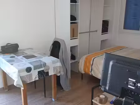 studio dans maison