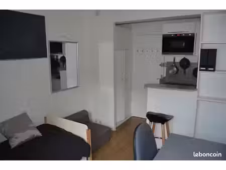 studio meublé pour étudiant  proche lycée hoche