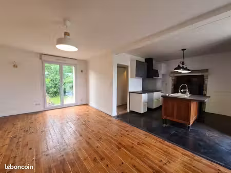 maison grand terrain