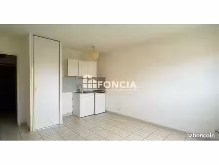 a vendre - saint-brieuc (robien) – studio de 24 1 m² – 64 000