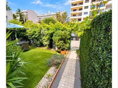 maison mitoyenne à vendre 4 chambres à 3 minutes du bord de mer juan les pins