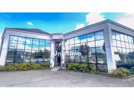 bureaux 300 m² montbéliard