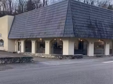 bâtiment commercial