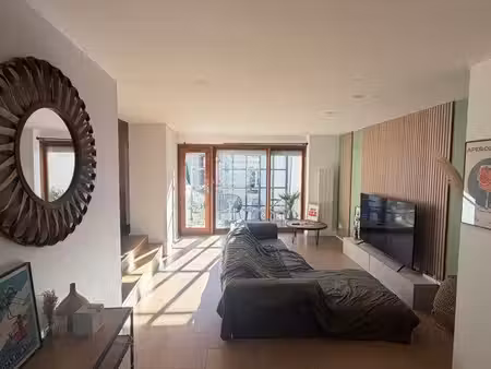 appartement 102 m² – 3 chambres – terrasse  cour et garage