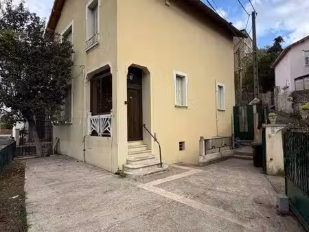 villa 93m2 avec terrasse et jardinet