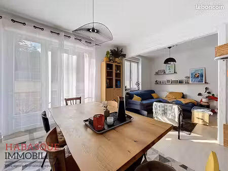 appartement 4 pièces 77 m²