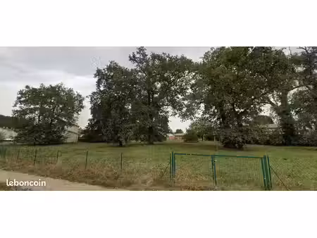 terrain à bâtir de 435 m² à saint-aubin-de-medoc (33)