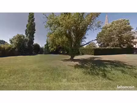 terrain 630 m² saucats
