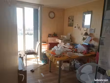 appartement 4 pièces  2 balcons  3 expositions