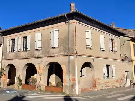 bâtisse de caractère centre village