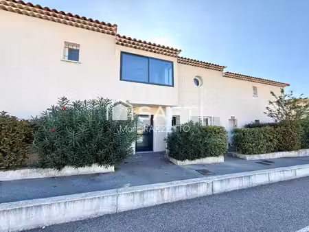 bel appartement de 40m2 avec terrasse et parking