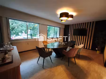 100 m2 - rez de chaussée - coeur centre ville