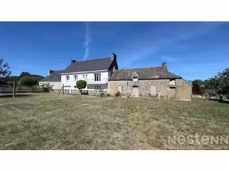 maison familiale avec dépendance à rénover sur 1 265 m² de terrain