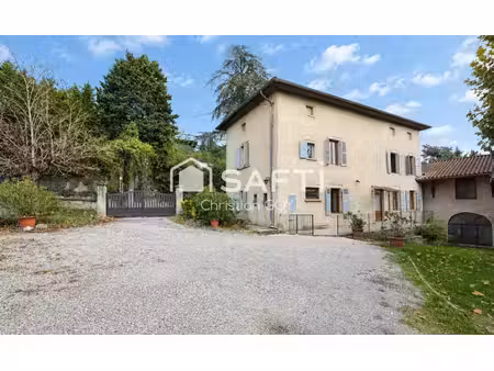 -38080 - isle d'abeau - maison de caractere en pierre