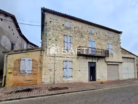 maison ancienne de 242 m² avec jardin  grenier aménageable et garage de 250 m²